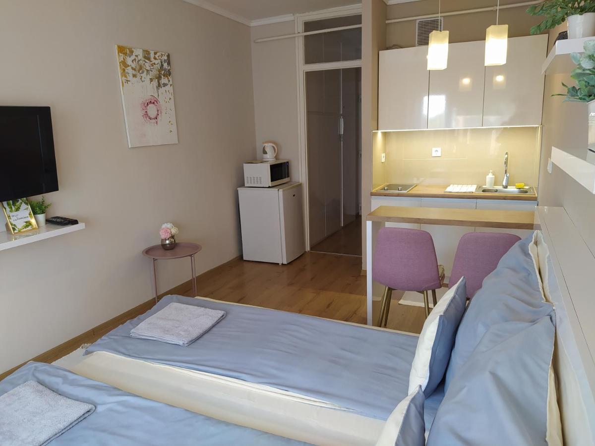 Ferienwohnung Lia Apartman Nyíregyháza Exterior foto